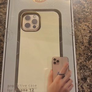 Nicole Miller iPhone 12 case